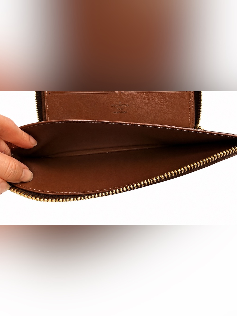 Louis Vuitton Monogram Zippy Organizer Wallet - Picture 8 of 16